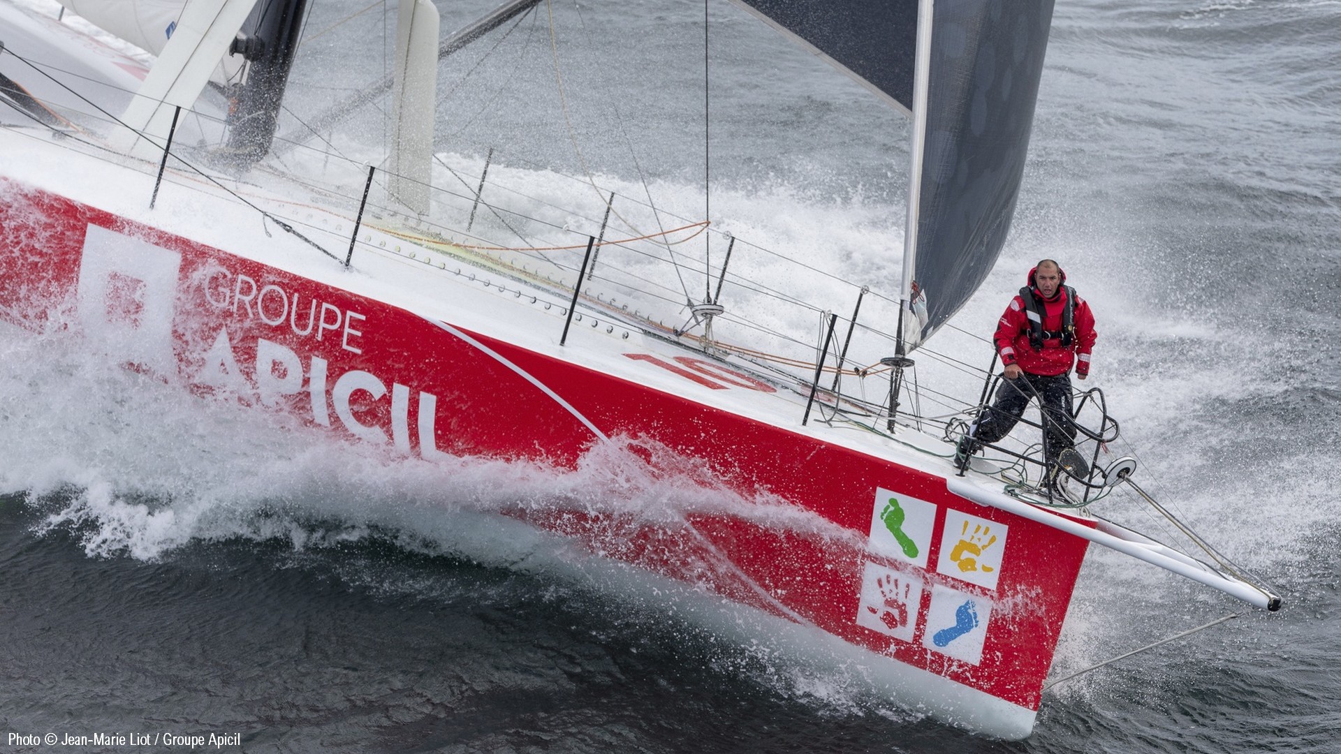 Damien Seguin skipper du bateau Apicil